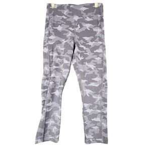 Athleta Ultimate Stash Pocket Texture Camo Capri Leggings Gray Size‎ S